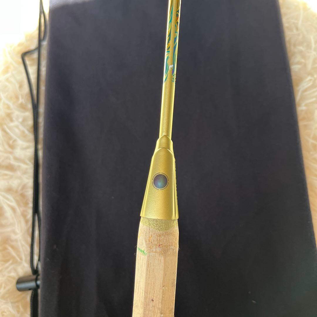 Li-NING AXFORCE100 バドミントンラケット