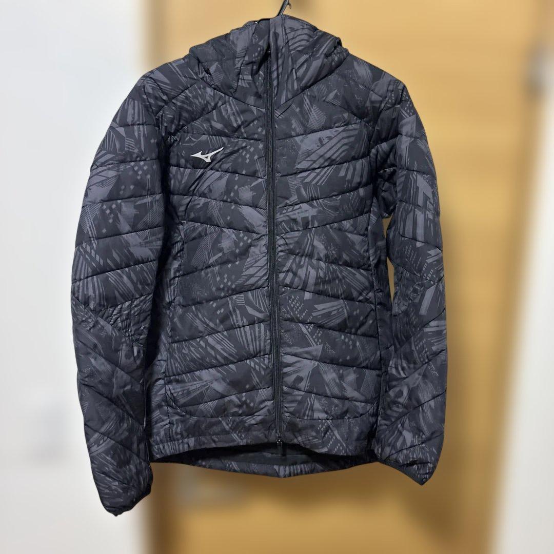 ミズノ　トレーニングウエア テックフィル フードジャケット メンズ　Ｌサイズ