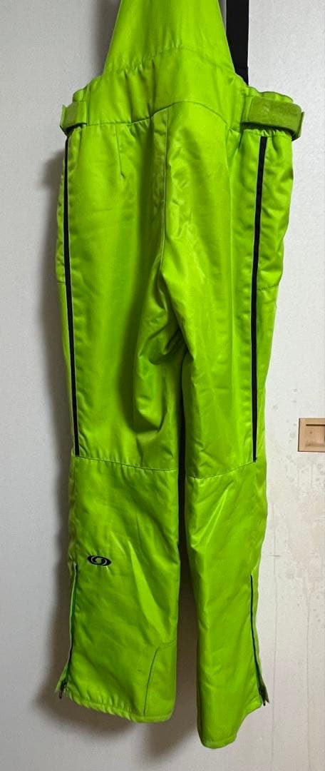 SALOMON スキーウェア 黒/緑　上下セット