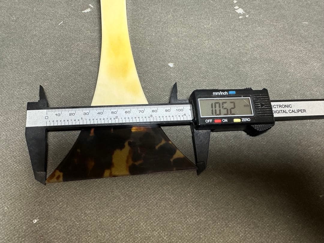 極上　三味線　三味線　鼈甲撥　撥　バチ　天然素材　和楽器　民謡　アンティーク