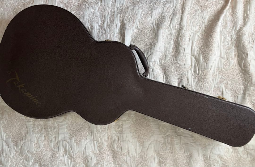 TAKAMINE DSP015TBS エレアコ ボディにでかい傷 長渕剛モデル？