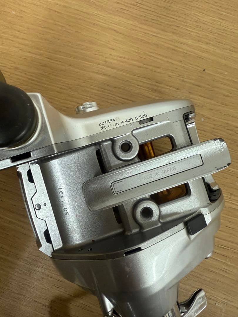 Daiwa SEABORG 400MM 電動リール — 日本製