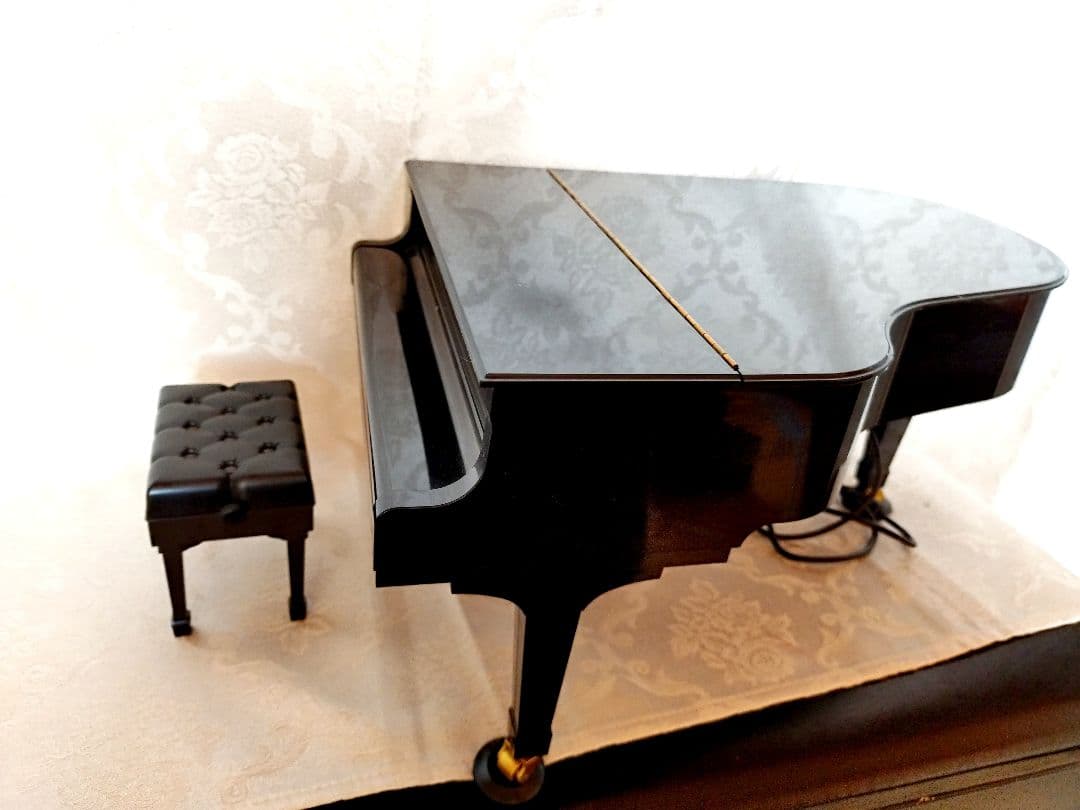 激レア　自動演奏SEGA TOYS グランドピアニスト