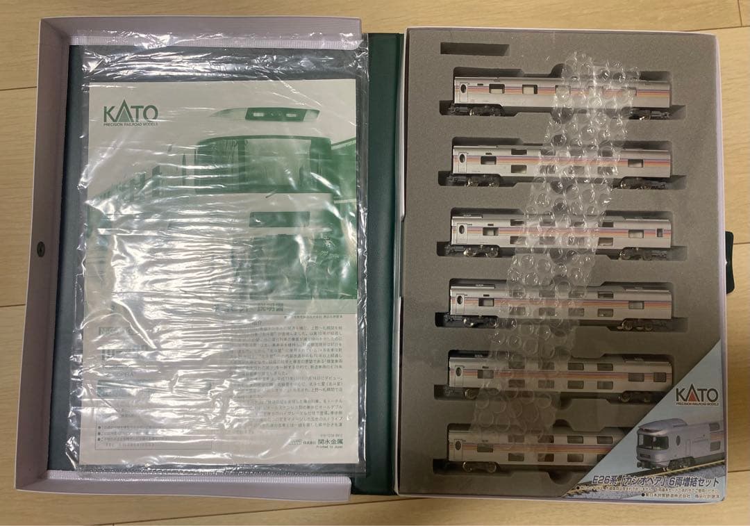 KATO 10-399 / 10-400 カシオペア　 E26系