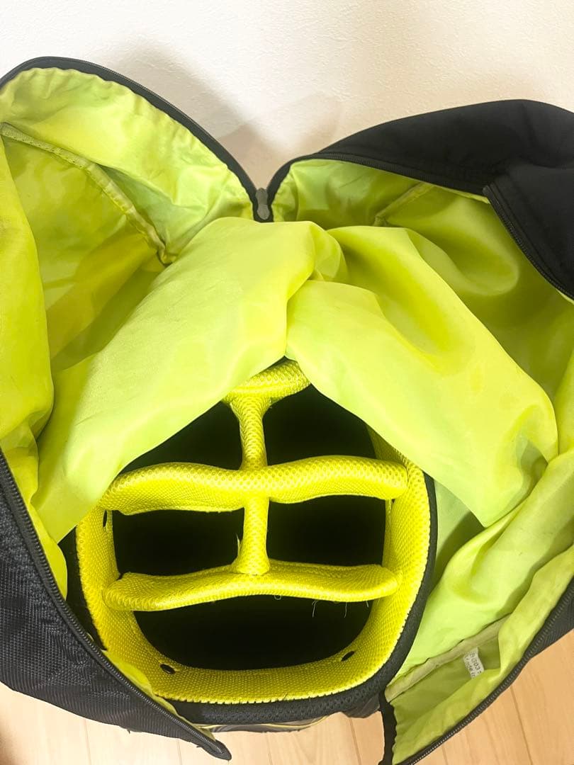 【大人気‼️】Nike ゴルフ キャディバッグ ナイキ　黒/黄　蛍光