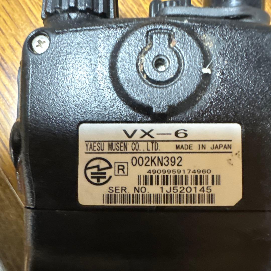 スタンダードVXー6アマチュア無線ハンデー機144MHZ.430MHZ兼用