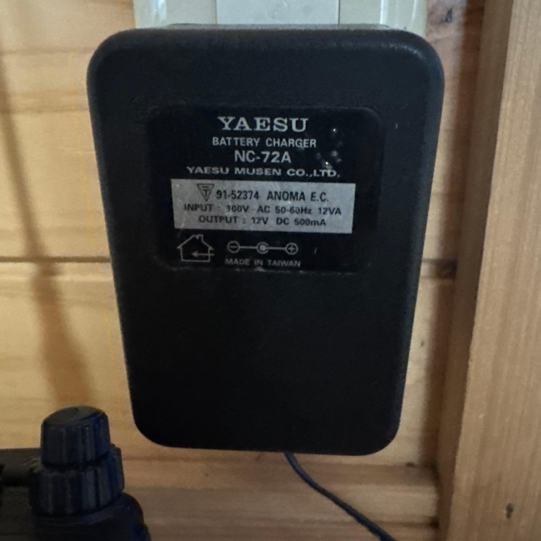 スタンダードVXー6アマチュア無線ハンデー機144MHZ.430MHZ兼用