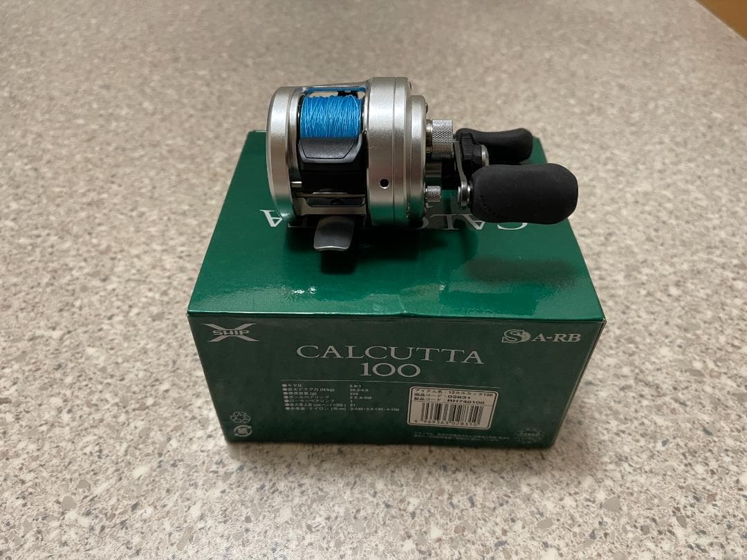 ✨美品✨【シマノ】12カルカッタ 100 SHIMANO CALCUTTA