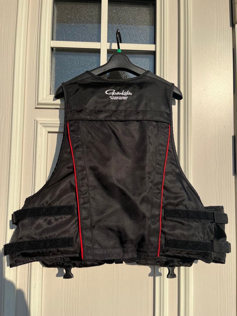 がまかつ　gamakatsu フィッシングベスト ブラック　サイズ　L