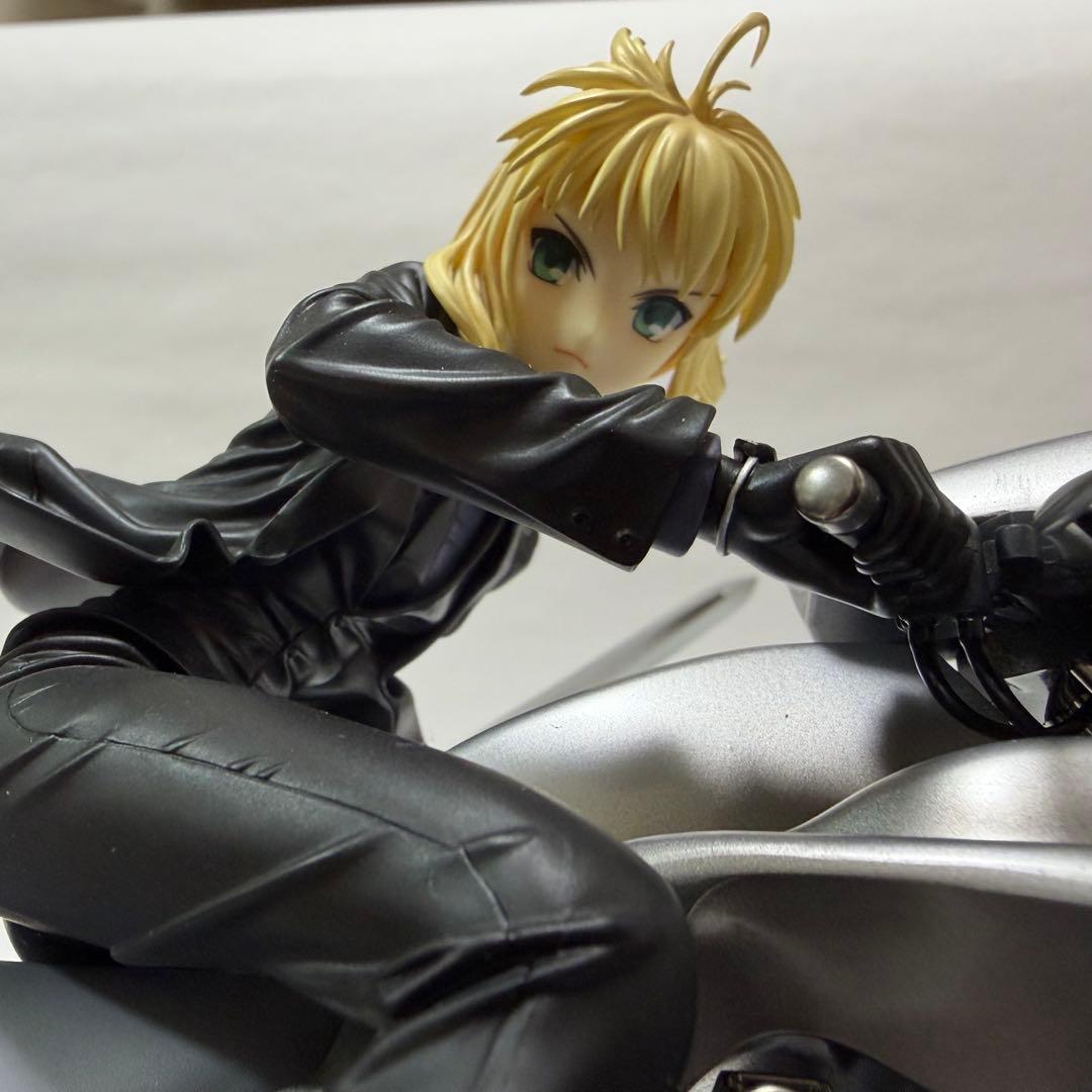 Fate/zero セイバー・モータード・キュイラッシェ フィギュア