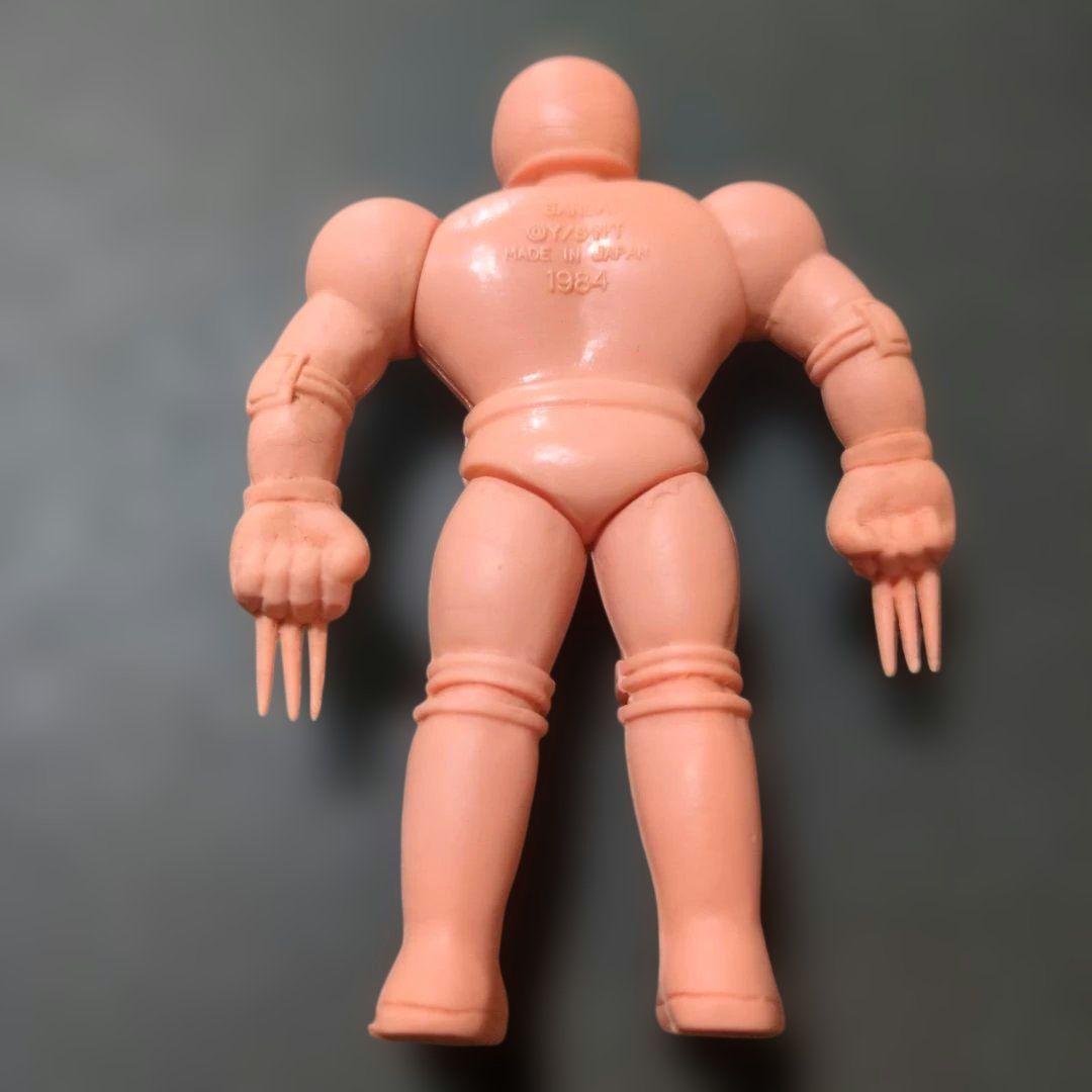 キン肉マン　キン消し　キンケシ　プラ　ストロングファイター　肌色　ウォーズマン