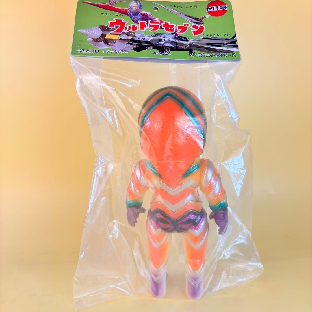 M1号 ガッツ星人 GID 鵜川薫 指定 デザイン カラー スタンダードサイズ