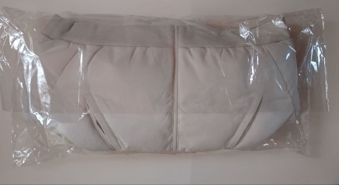 Nissy naptime 中綿リバーシブルベスト ライトベージュ＋ルックブック