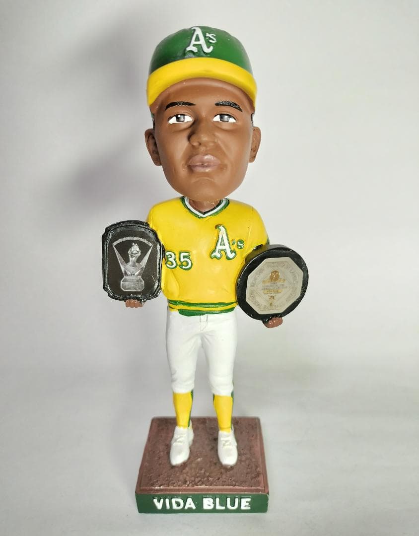 ヴァイダ・ブルー／”サイヤング賞＆MVP” ボブルヘッド人形 (2024）