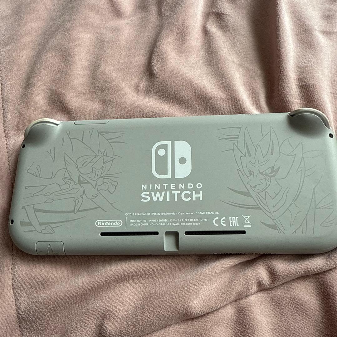 Nintendo Switch Lite ザシアンザマゼンタ柄