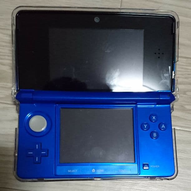 ニンテンドー3DS+ソフト二種