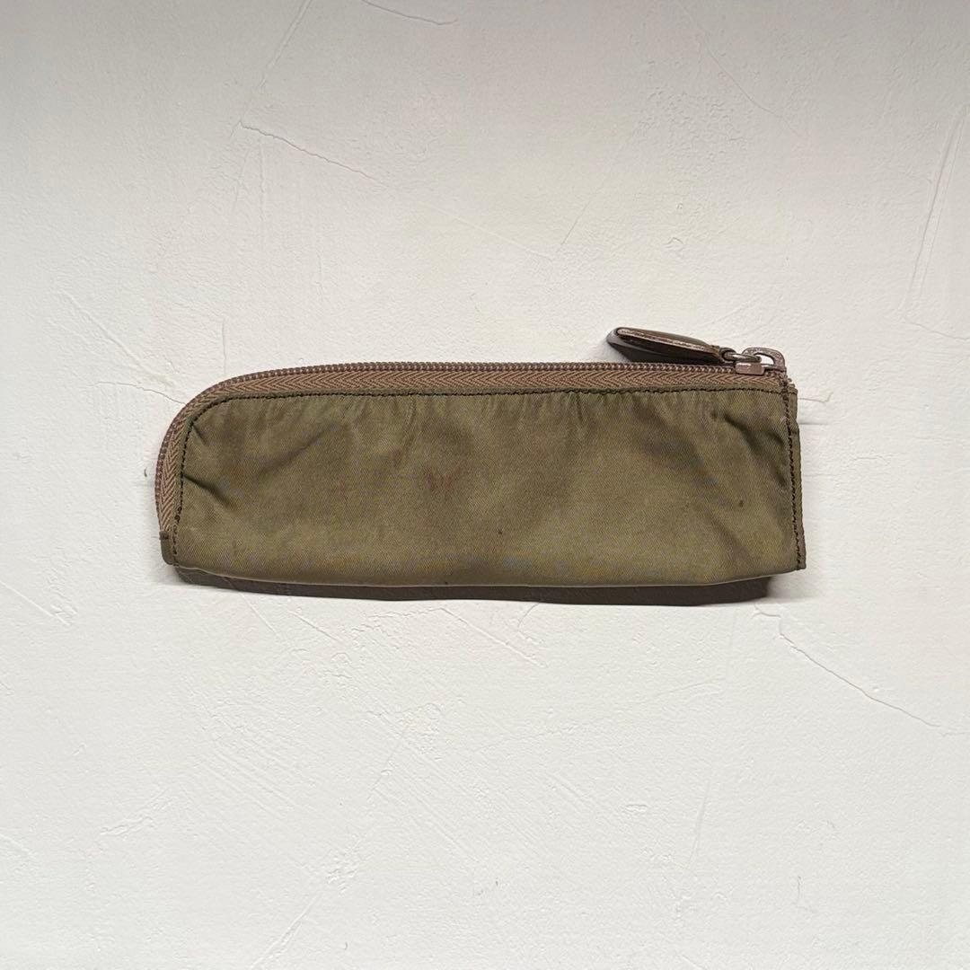 PRADA ペンケース “vintage”