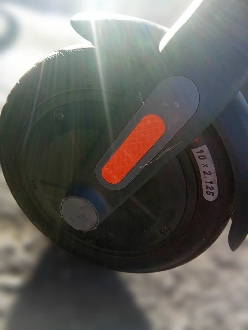 【充電器付】Segway-Ninebot F20A 電動キックボード セグウェイ