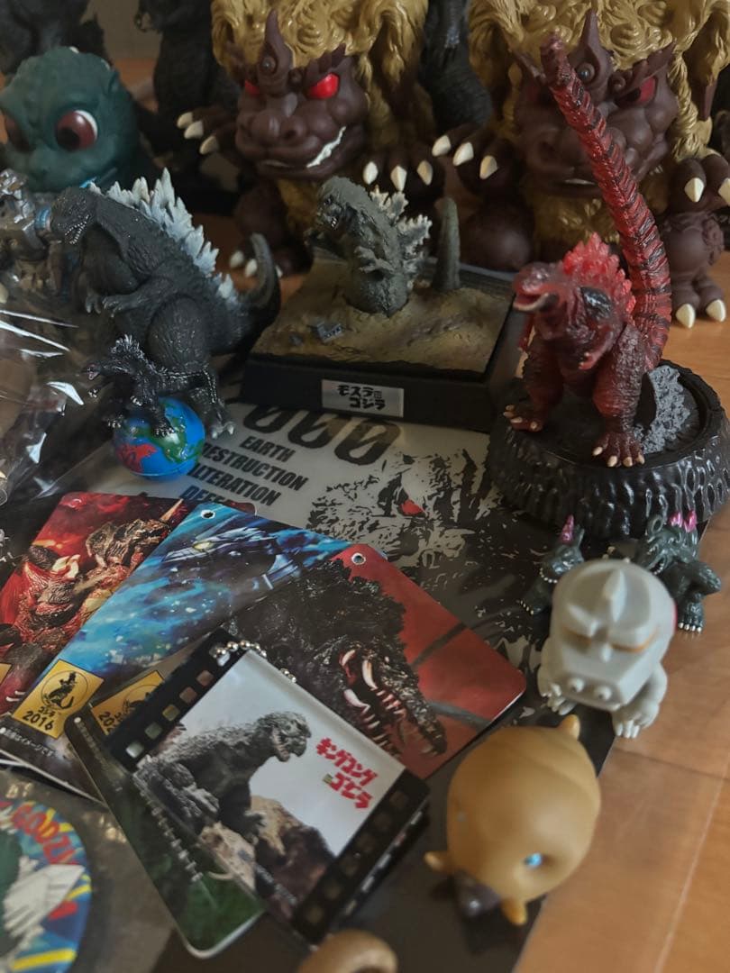 ゴジラ　ガメラ　大量　引退品　鎮座獣　東宝獣