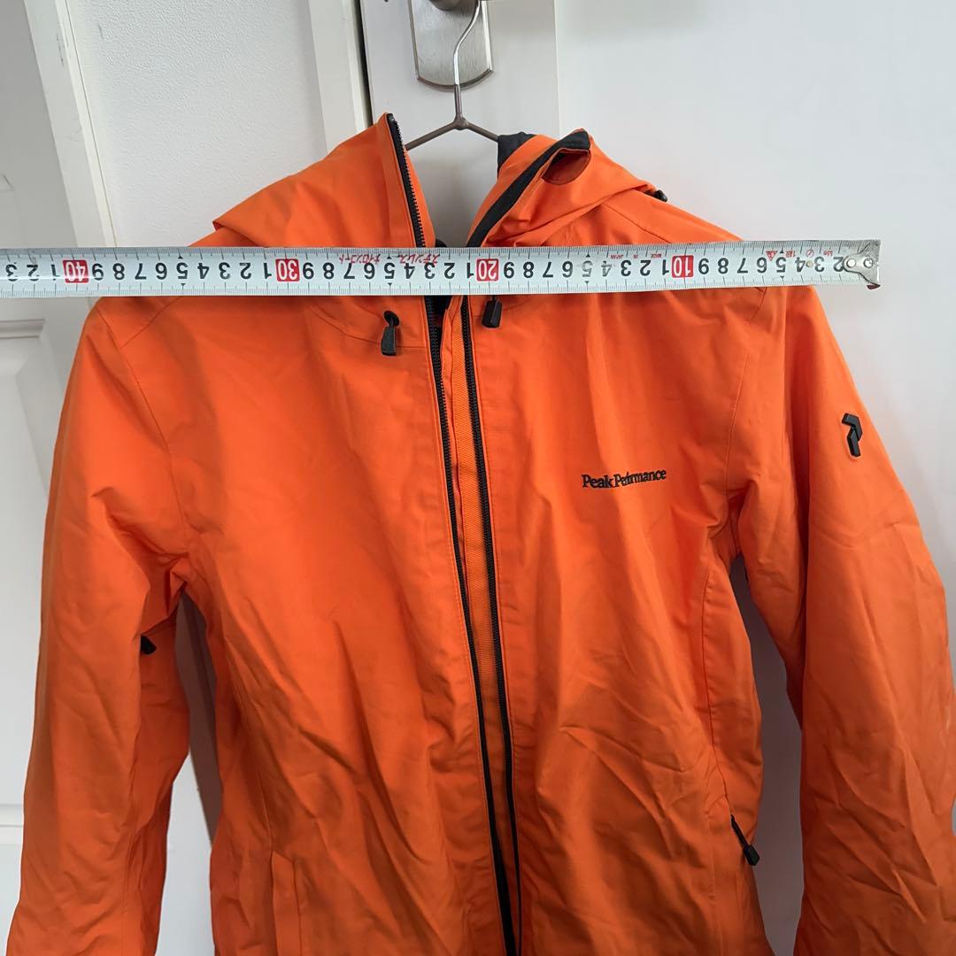 未使用品 Peak performance ピークパフォーマンス ジャケット