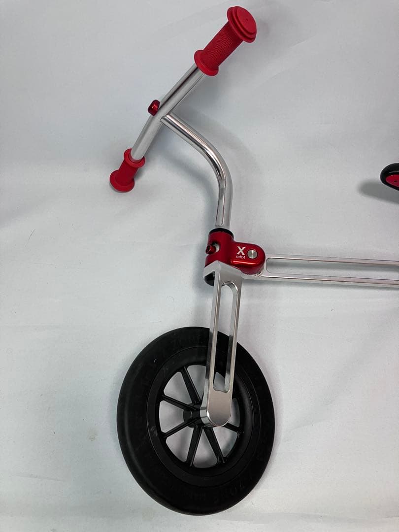 ≪美品≫XZONE キックバイク 2歳-5歳のペダルなし自転車 X-MINI 赤