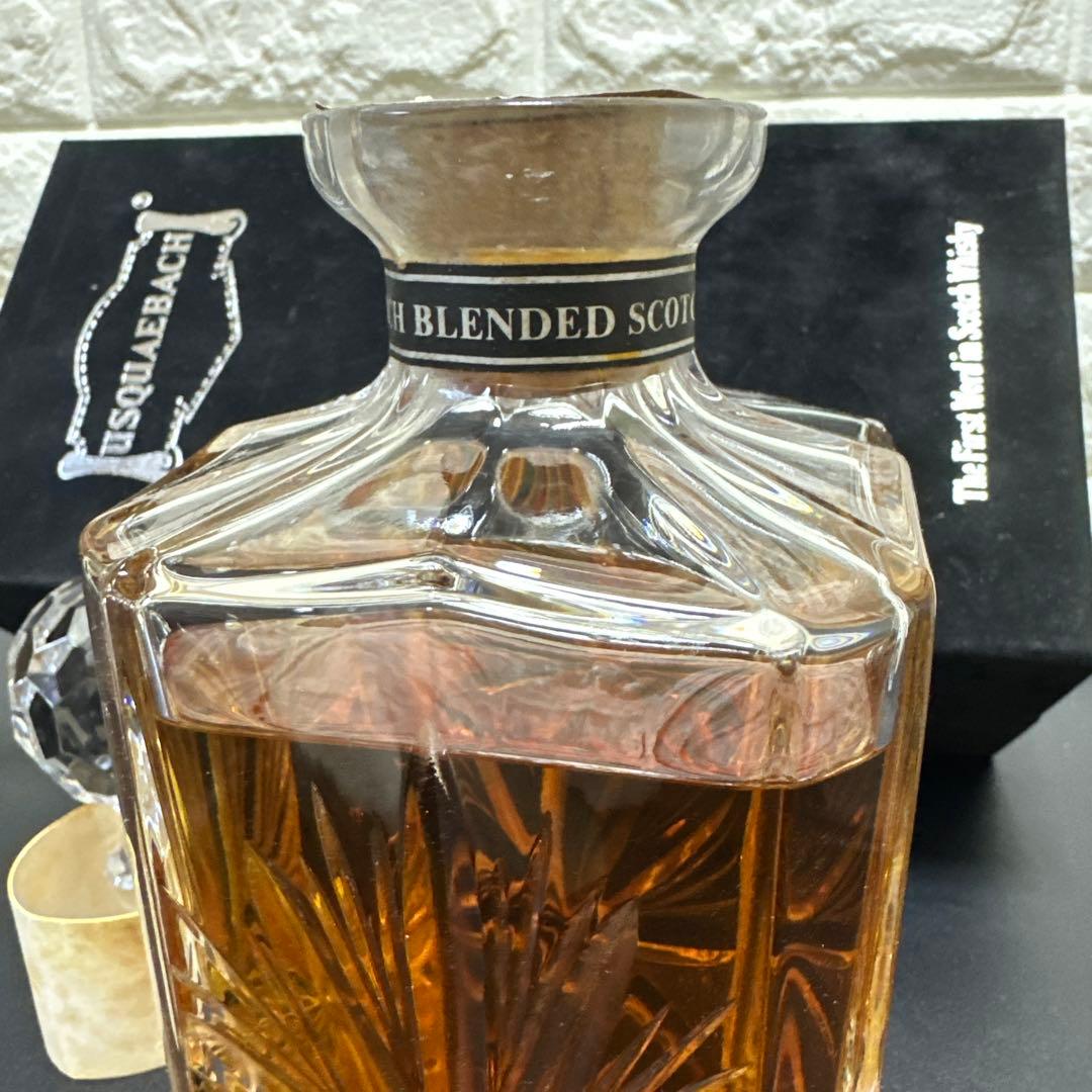 レア　未開栓　古酒 ウシュクベ クリスタル デキャンタ750ml43% 箱替栓付