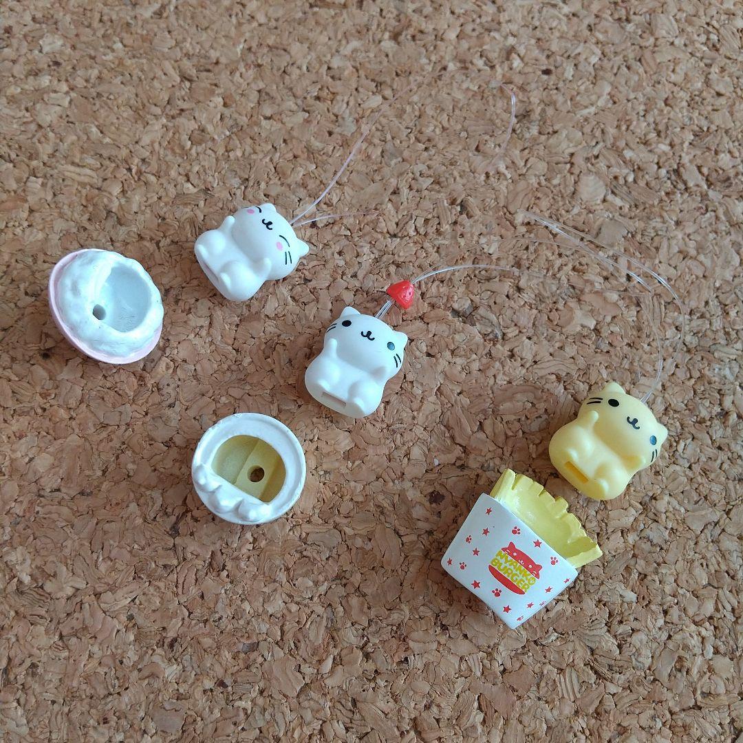 d*9様 にゃんにゃんにゃんこ キーチェーン 17個セット