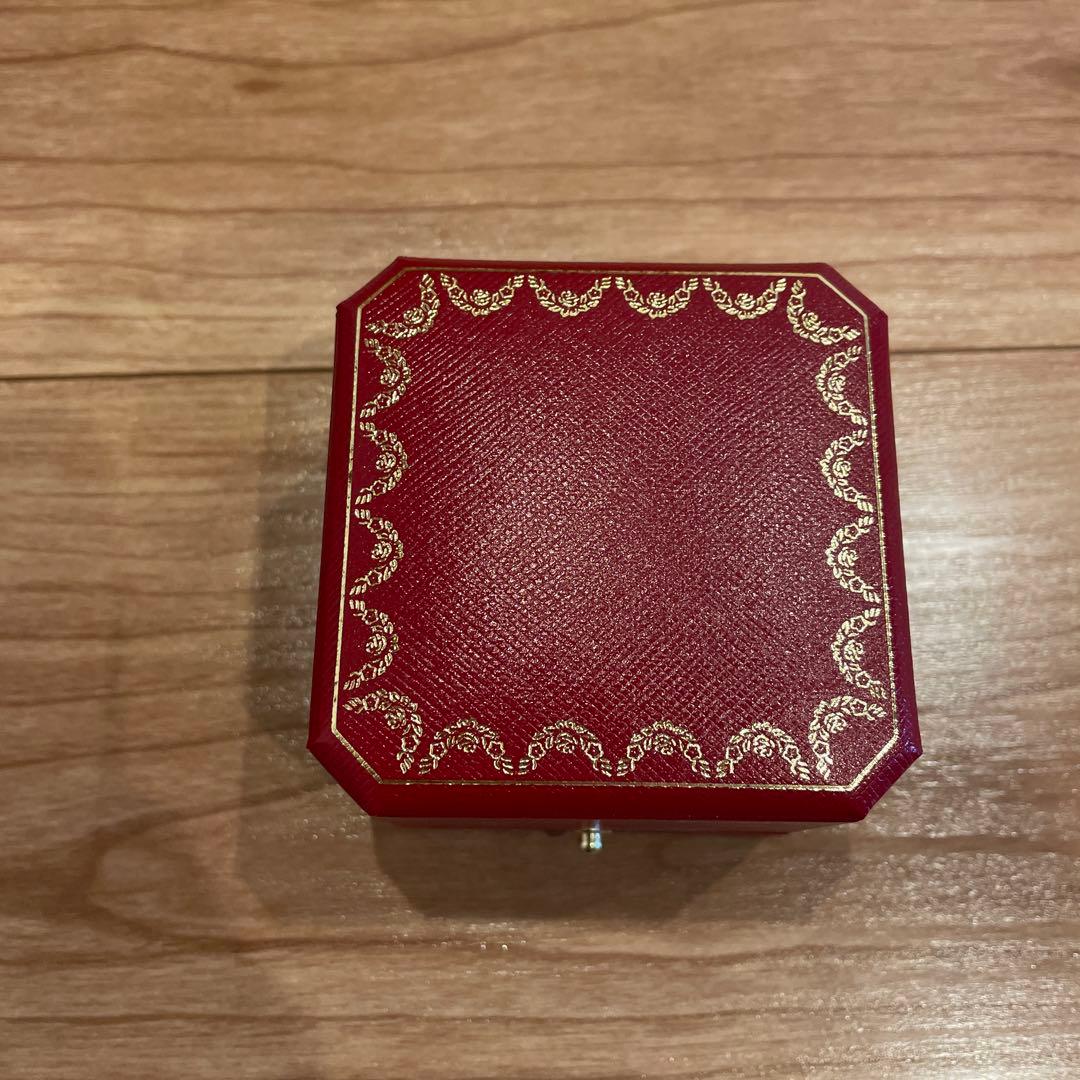 Cartier レッドレザー 八角形ボックス