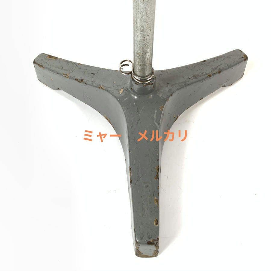 油圧式昇降マイクスタンド　②