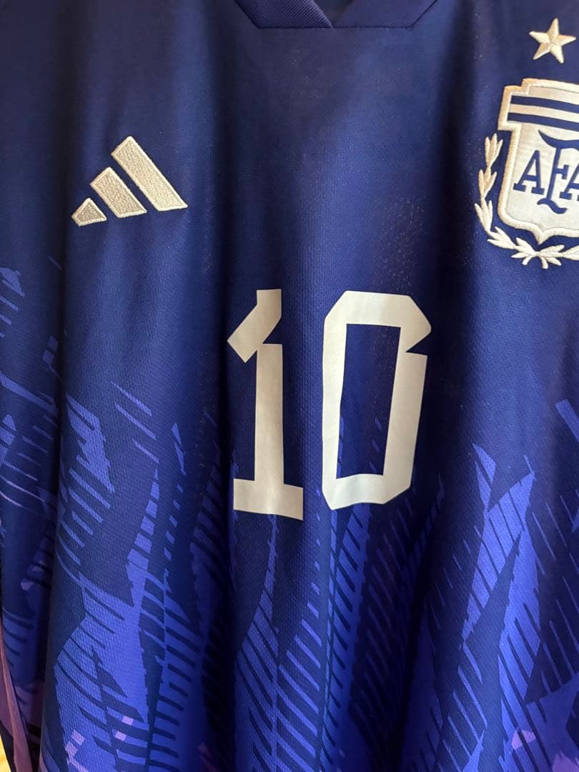 【正規品】激レア！ アルゼンチン代表 2022 アウェイ メッシ ユニフォーム