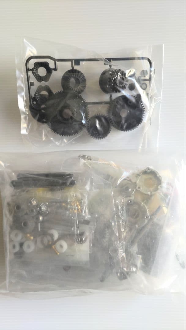 タミヤ 1/10 フォード ブロンコ 1973 CC-01