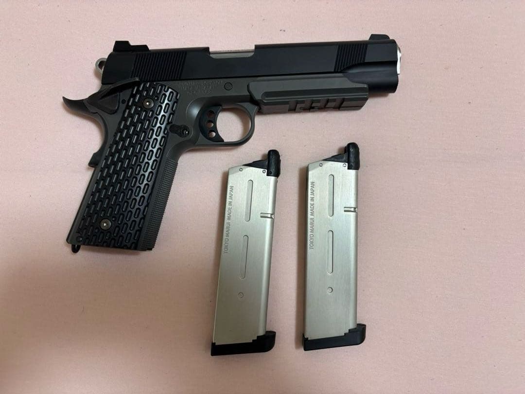 美品　東京マルイ ガスブロ ナイトウォーリア マガジン2本