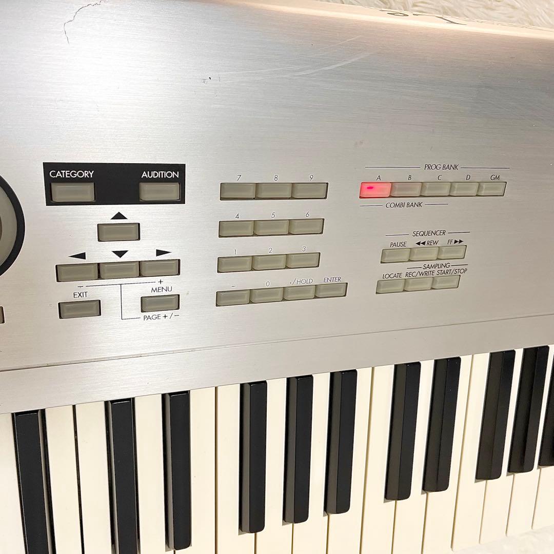 【希少品】KORG TRITON Le88 日本製 88鍵 シンセサイザー