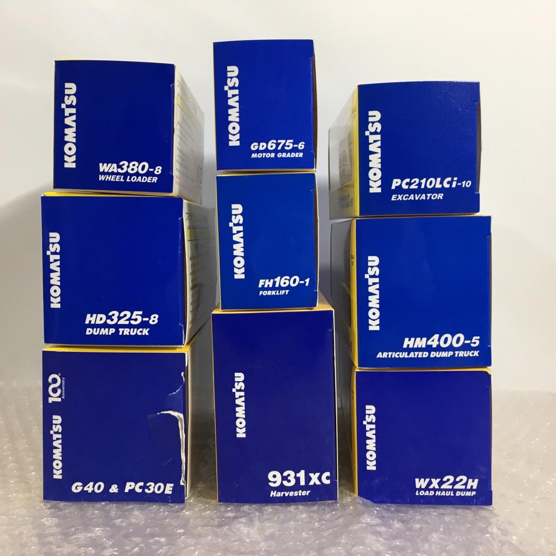 ○未使用9個！ KOMATSU コマツ ミニチュア ミニカー 工事現場 非売品