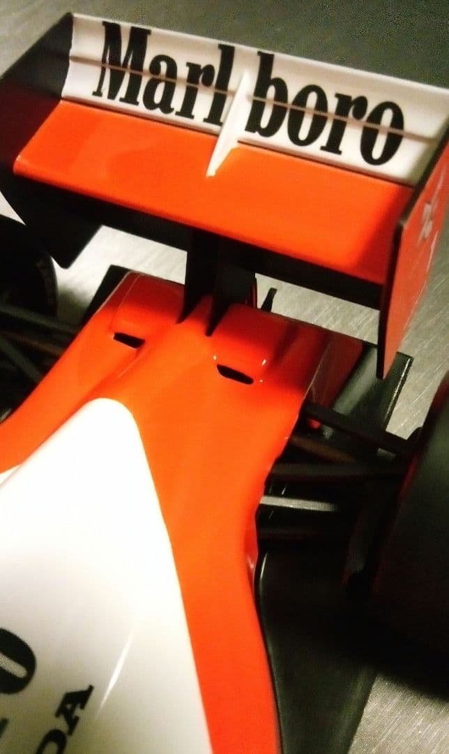 ミニチャンプス 1/18 F1 マクラーレン MP4/6 ホンダ A.セナ