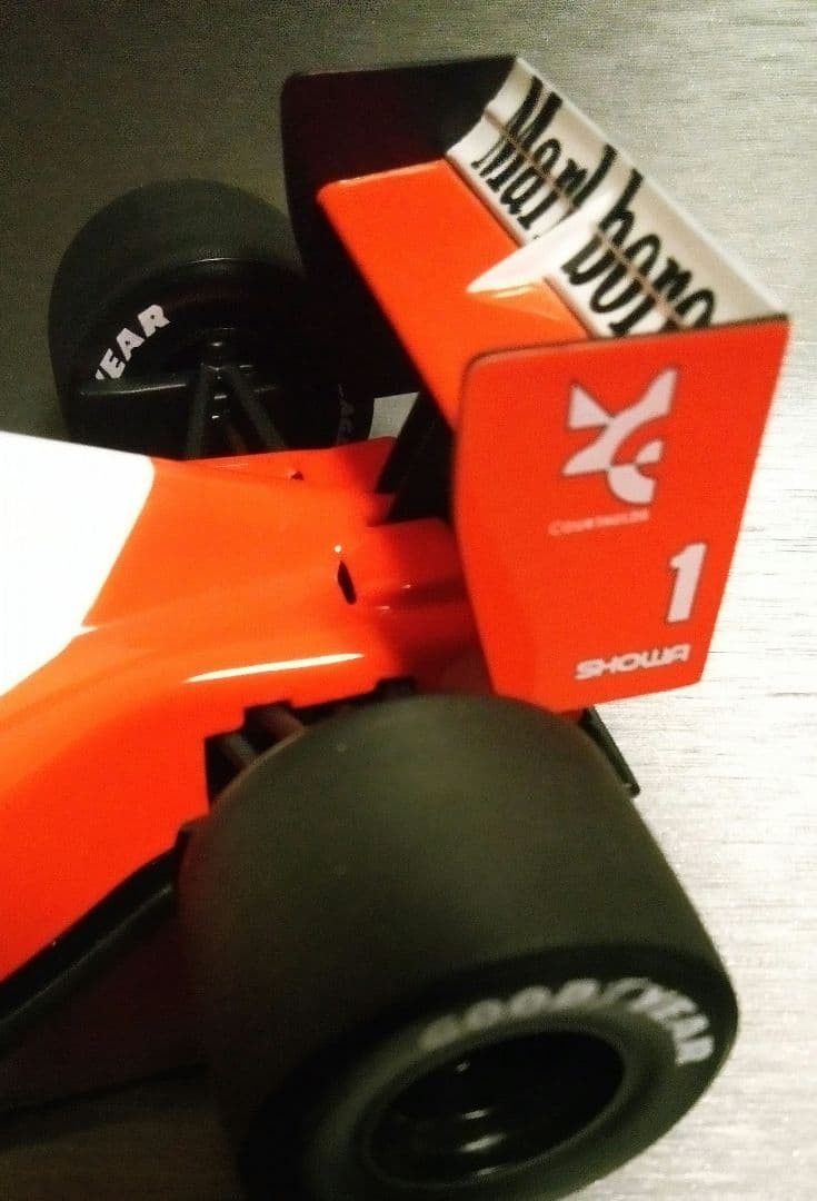 ミニチャンプス 1/18 F1 マクラーレン MP4/6 ホンダ A.セナ