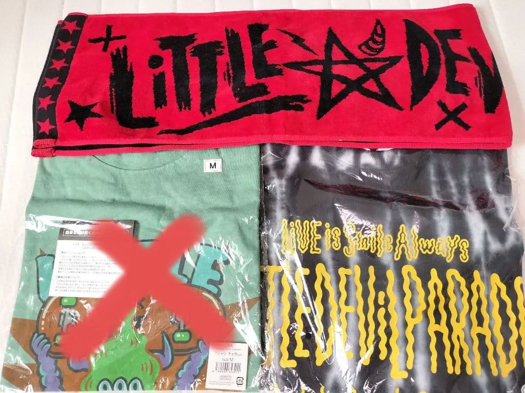 LiSA　ライブグッズ　まとめ売り　Tシャツ　タオル　靴紐　ガチャ