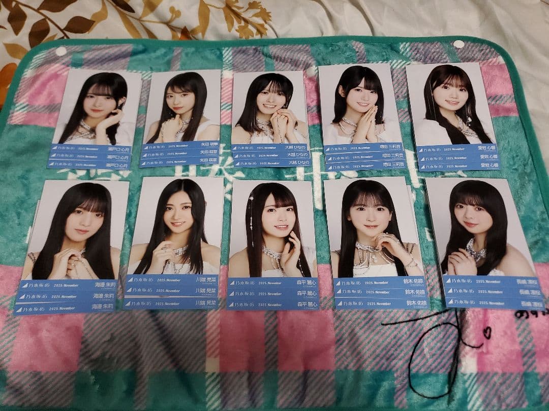 乃木坂46　スペシャル衣装47　メンバーフルコンプ