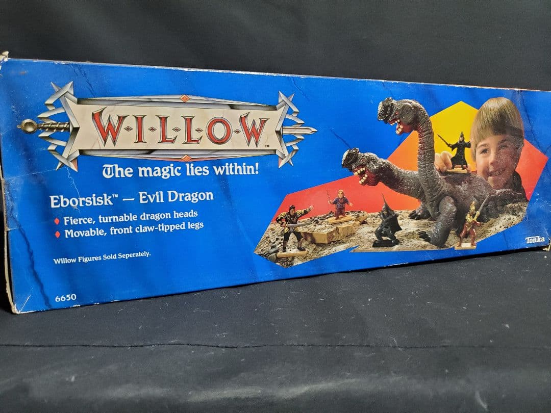 ウィロー 二頭の怪獣 エボリスク フィギュア