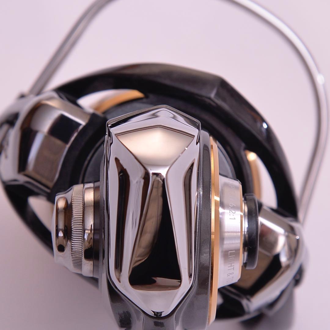 ダイワ ルビアス LT2500-XH スピニングリール