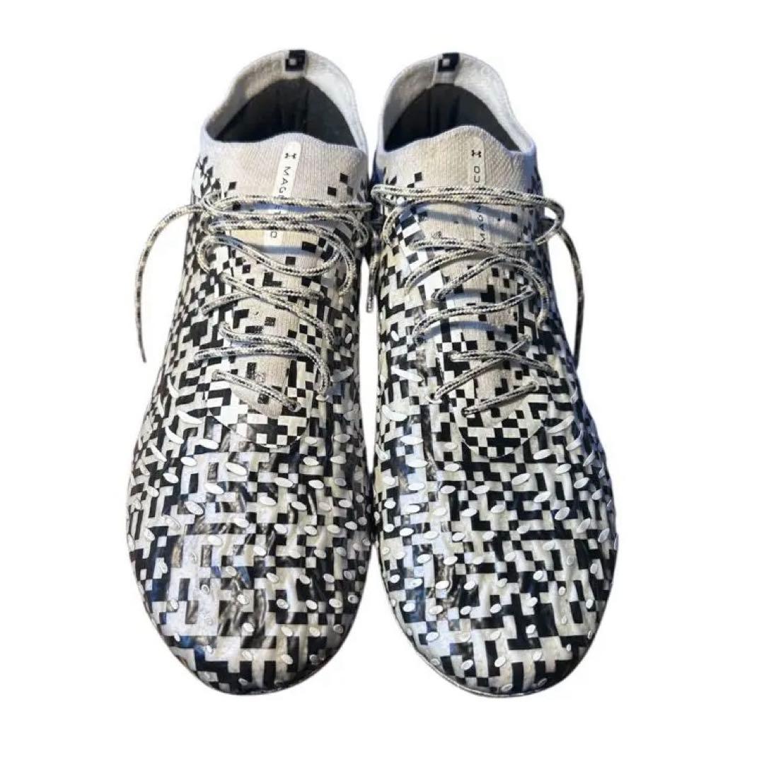 UA マグネティコ エリート 5 FG アンダーアーマー