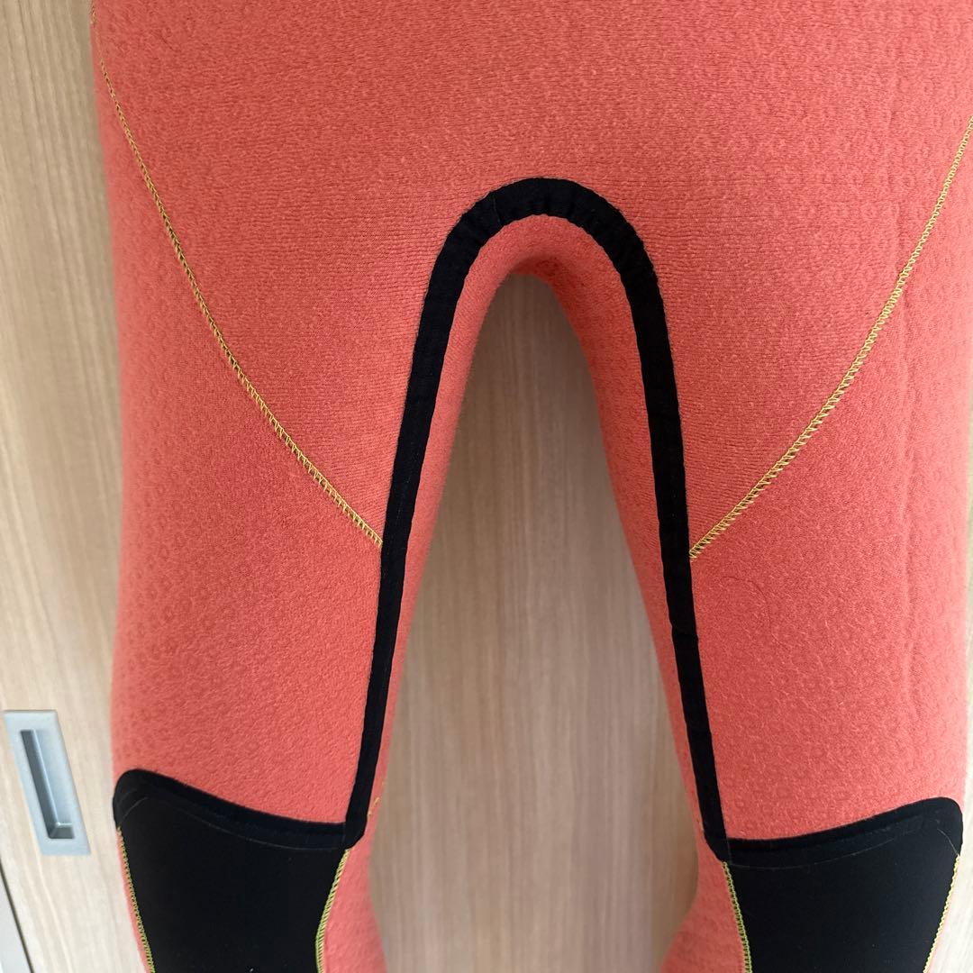 カ*ニ様 BEWET セミドライフルスーツ