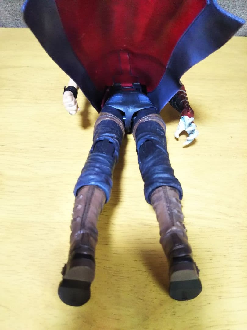 プレイアーツ改 デビルメイクライ4 ネロ