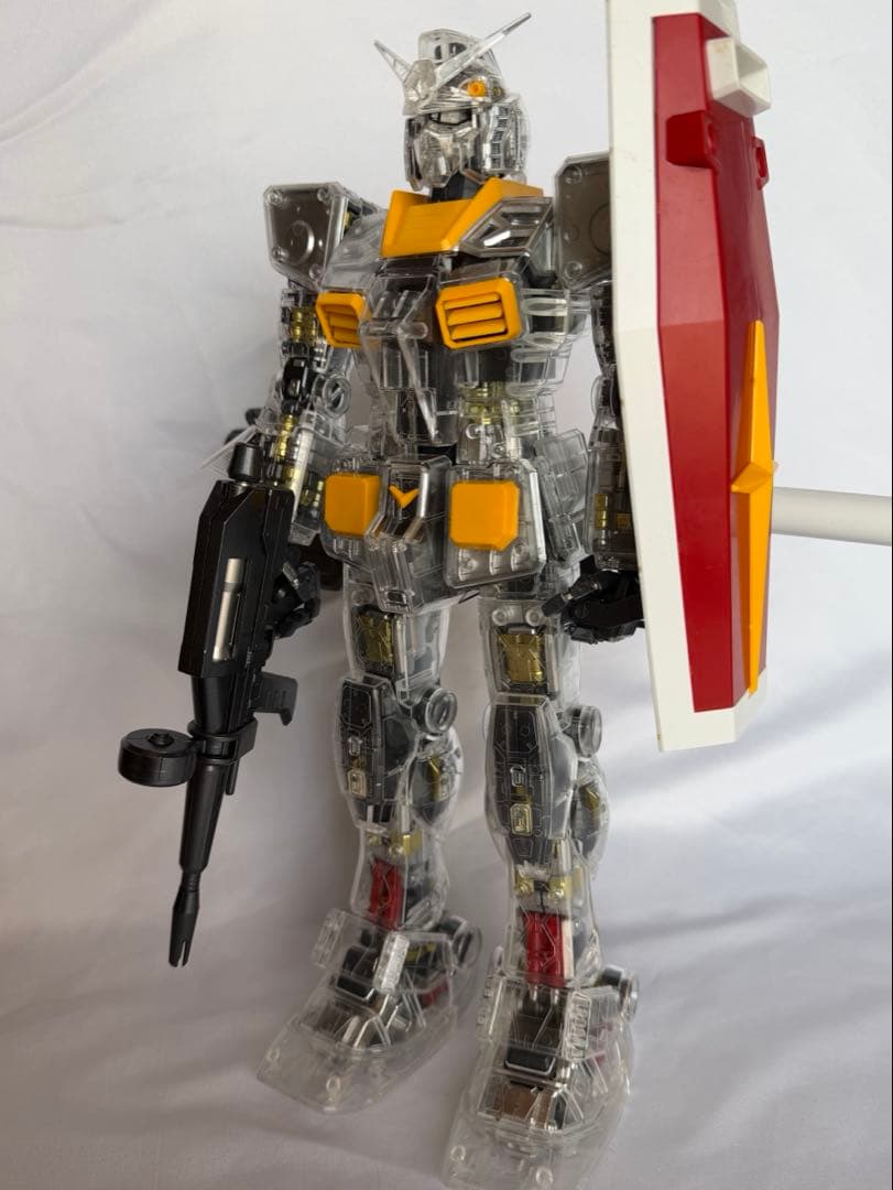 1/60 RX78-2ガンダム パーフェクトグレード クリアモデル
