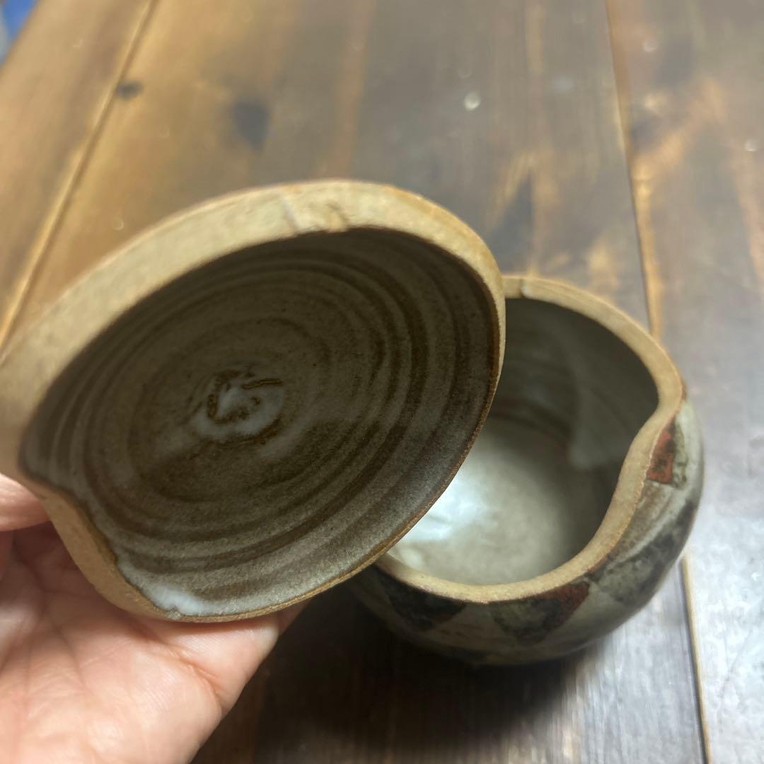 作家　陶芸作家　工芸品　蓋物　茶道具　シュガーポット　小物入れ