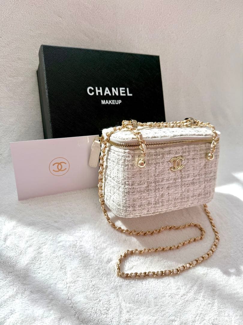 CHANEL ノベルティ　チェーン　ショルダーバッグ　ツイード　週末価格❗️