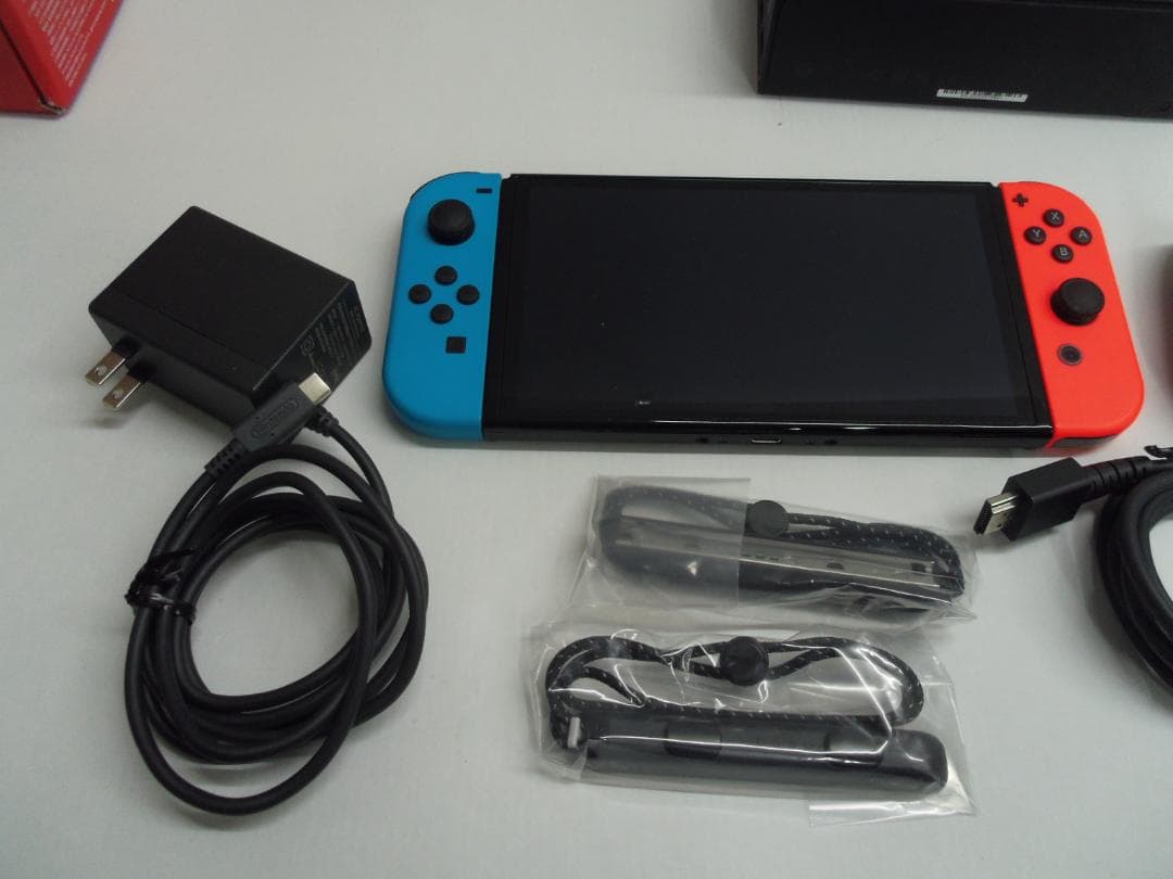 【中古】Nintendo Switch 有機ELモデル 本体