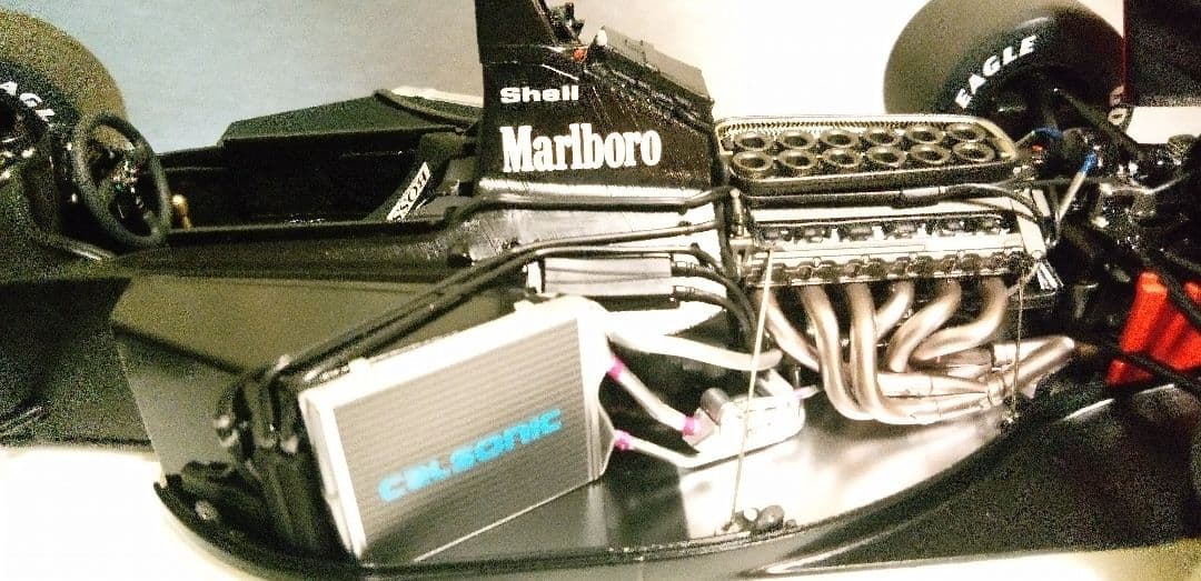 オートアート 1/18 マクラーレン MP4/6 A.セナ ミニチャンプス