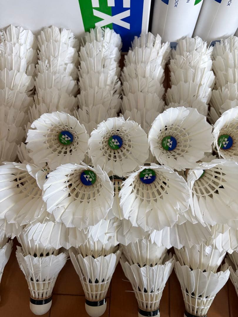 中古シャトル YONEX AEROSENSA 500 130個