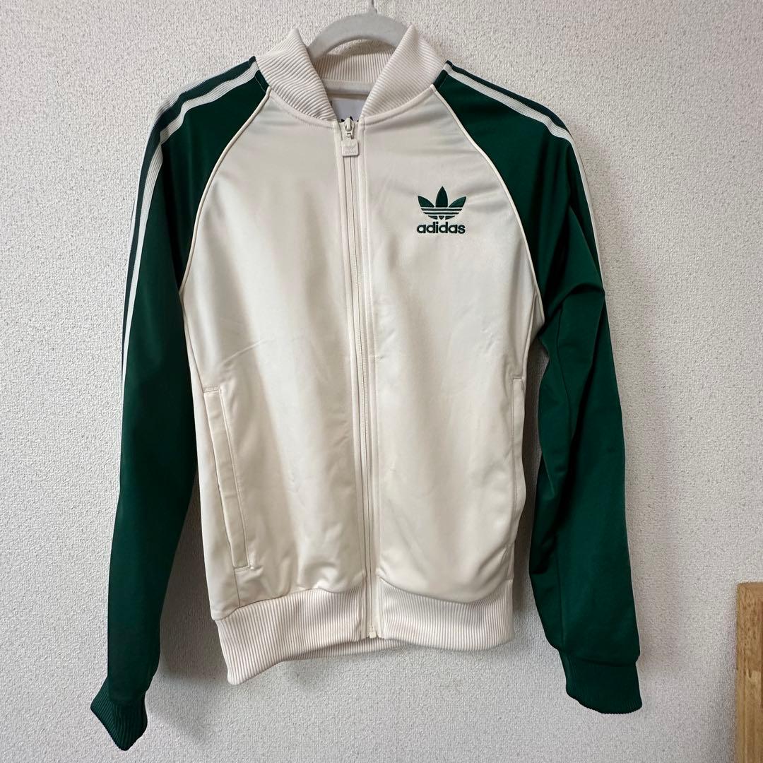 adidas SST トラックトップス ワンダーホワイト×カレッジグリーン(S)